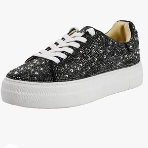 Betsey Johnson Sidny sneaker size 7.5 black